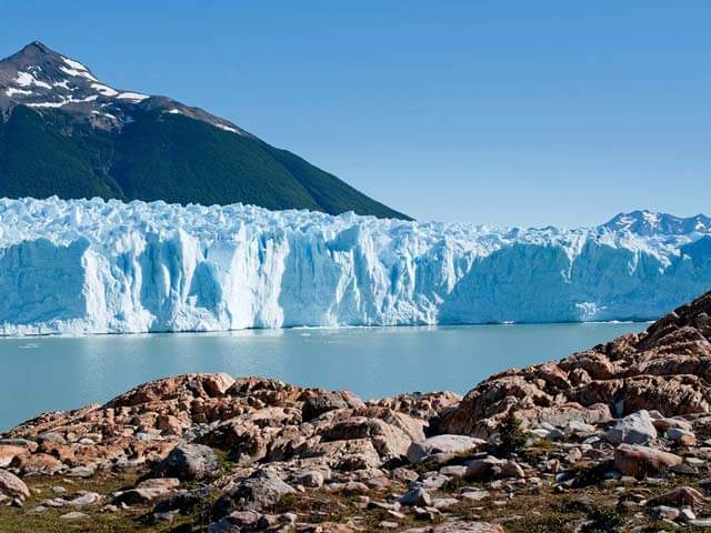 Book your flight to El Calafate with eDreams