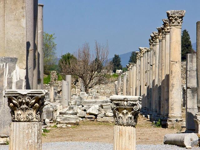 Book your holiday to Izmir with onefront-EDreams