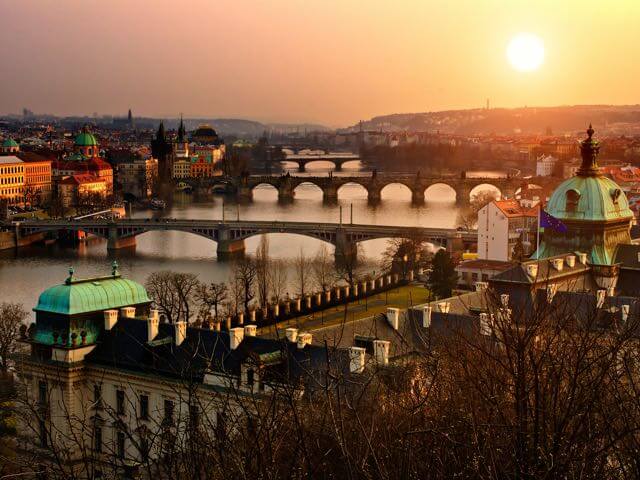 Book your flight to Prague with eDreams